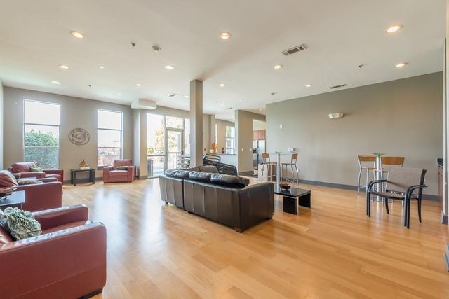2630 Talley Street 424, Decatur, GA 30030