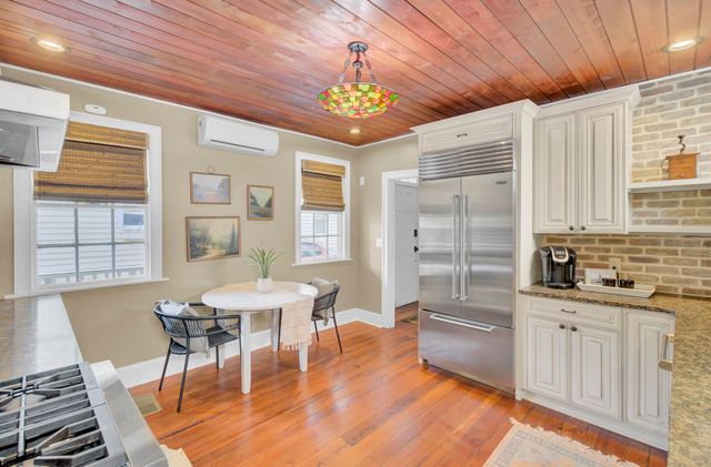 232 Rutledge Avenue, Charleston, SC 29403