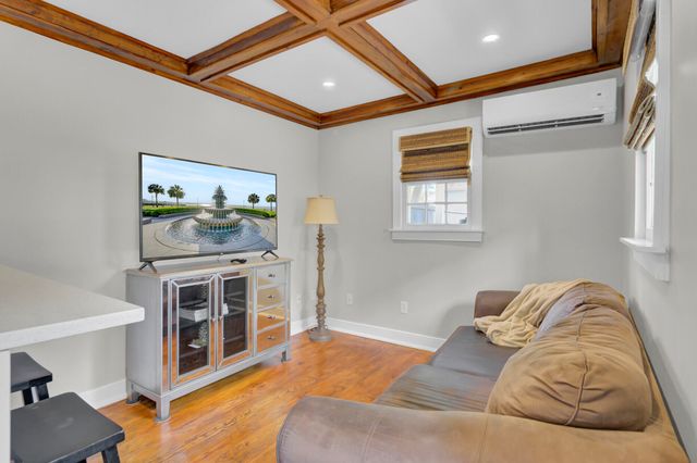 232 Rutledge Avenue, Charleston, SC 29403