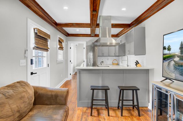 232 Rutledge Avenue, Charleston, SC 29403