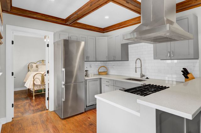 232 Rutledge Avenue, Charleston, SC 29403