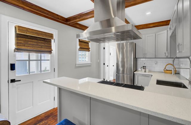 232 Rutledge Avenue, Charleston, SC 29403