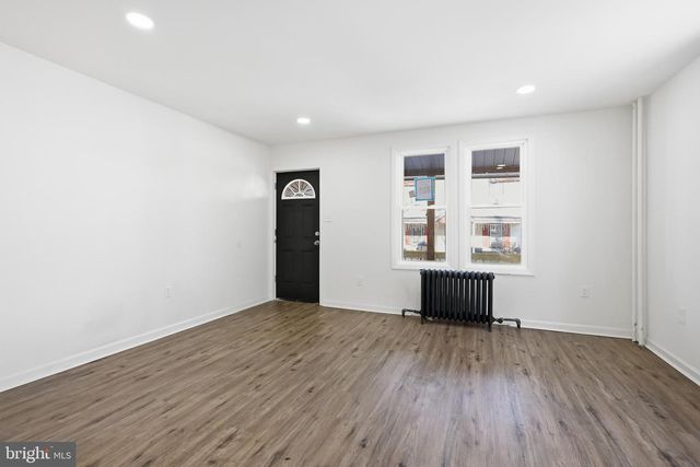 24 MAPLE TER, Clifton Heights, PA 19018