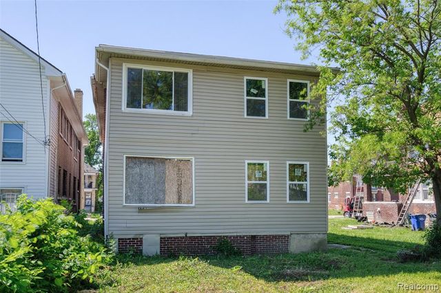 1976 Clairmount Street, Detroit, MI 48206