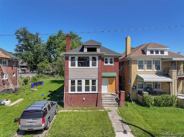 1976 Clairmount Street, Detroit, MI 48206