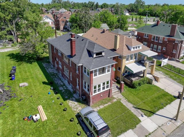 1976 Clairmount Street, Detroit, MI 48206