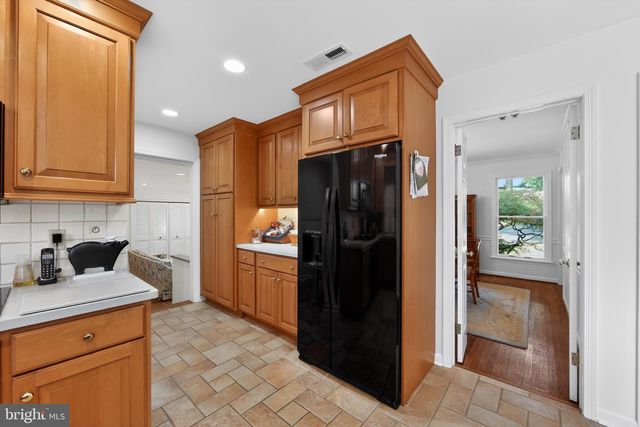 2119 COUNTY LINE RD, Villanova, PA 19085
