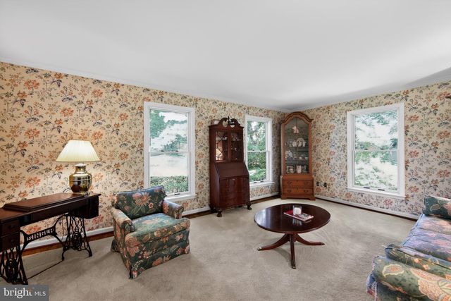 2119 COUNTY LINE RD, Villanova, PA 19085