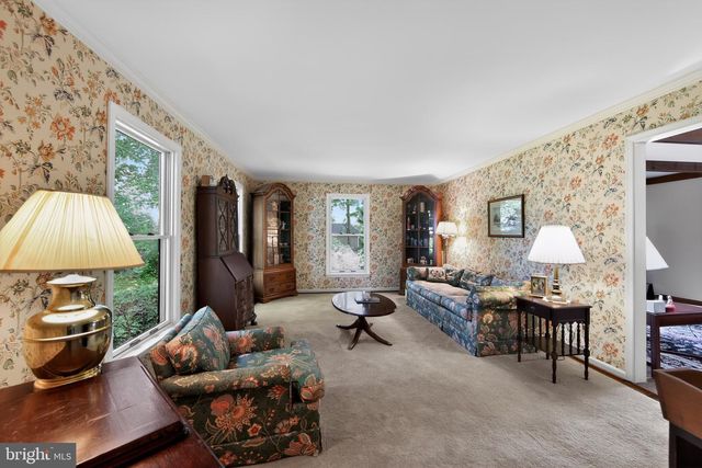 2119 COUNTY LINE RD, Villanova, PA 19085