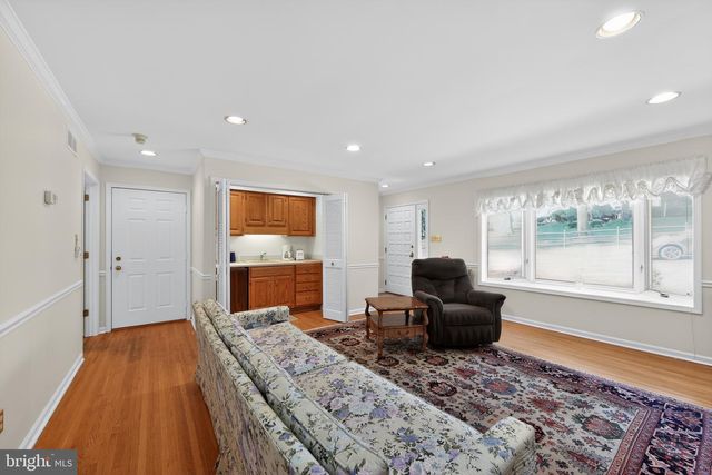 2119 COUNTY LINE RD, Villanova, PA 19085