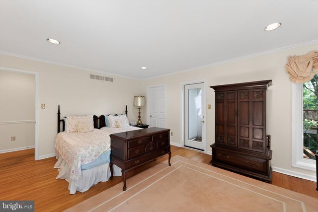 2119 COUNTY LINE RD, Villanova, PA 19085