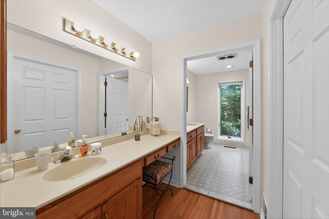 2119 COUNTY LINE RD, Villanova, PA 19085