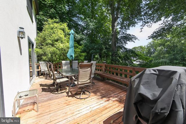 2119 COUNTY LINE RD, Villanova, PA 19085
