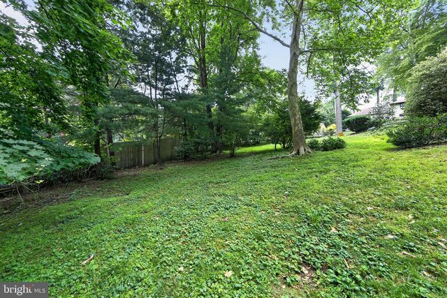 2119 COUNTY LINE RD, Villanova, PA 19085