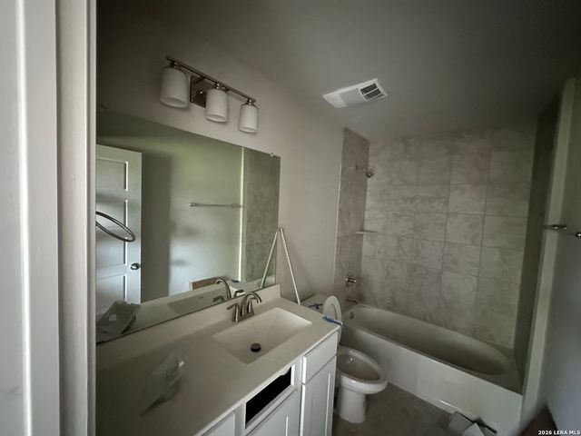 304 W Martindale, Seguin, TX 78155