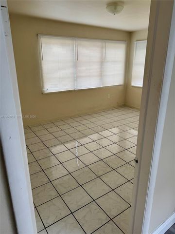9390 E Bay Harbor Drive 10, Bay Harbor Islands, FL 33154
