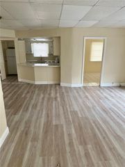 9390 E Bay Harbor Drive 10, Bay Harbor Islands, FL 33154