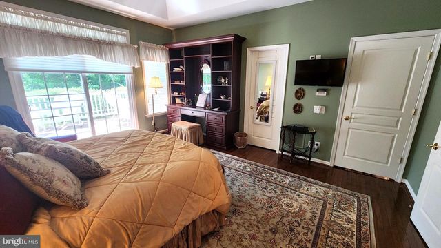 723 VILLAGE AVE, Collegeville, PA 19426