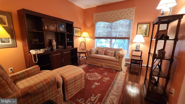 723 VILLAGE AVE, Collegeville, PA 19426