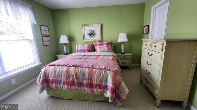 723 VILLAGE AVE, Collegeville, PA 19426