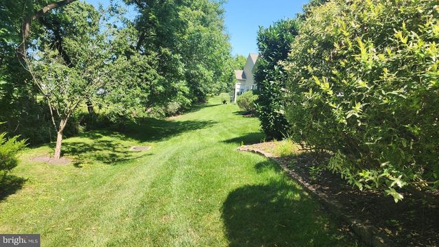 723 VILLAGE AVE, Collegeville, PA 19426