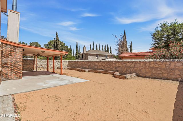 11404 LAKE ALICE Drive, El Paso, TX 79936