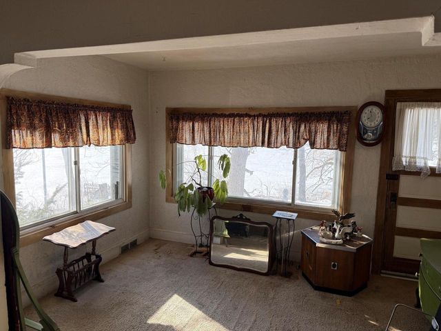 5604 W Peninsula DRIVE, Waterford, WI 53185