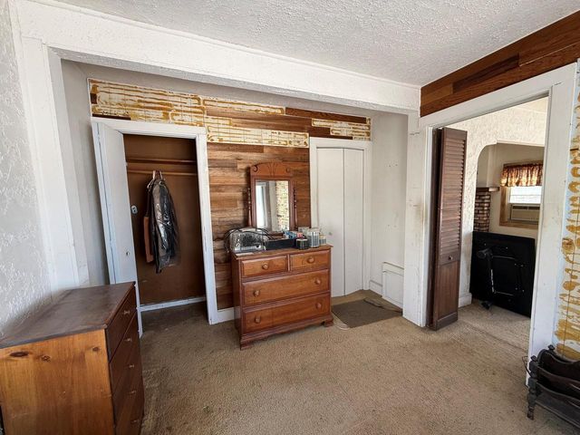 5604 W Peninsula DRIVE, Waterford, WI 53185