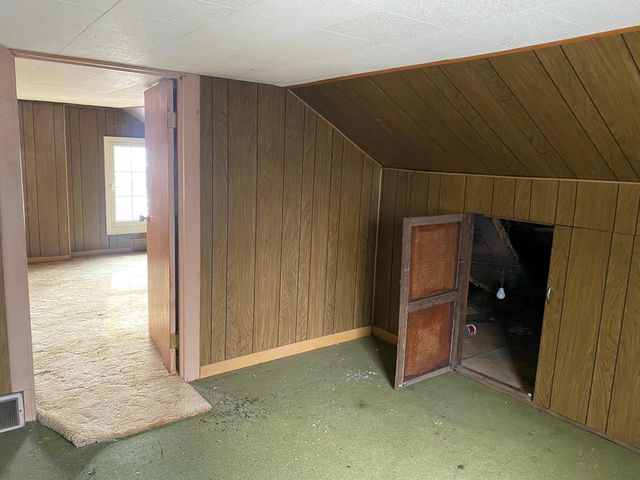 5604 W Peninsula DRIVE, Waterford, WI 53185