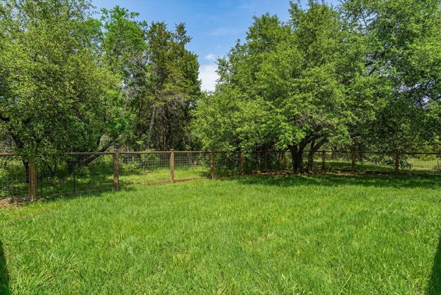 3014 County Road 2013, Glen Rose, TX 76690