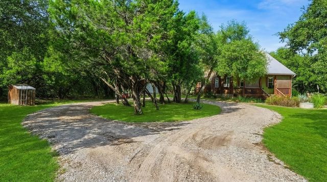 3014 County Road 2013, Glen Rose, TX 76690