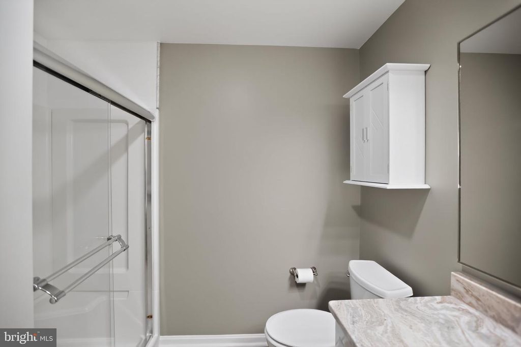 Image 21 of property listing at 2904 N LEISURE WORLD BLVD #207, Silver Spring, MD 20906