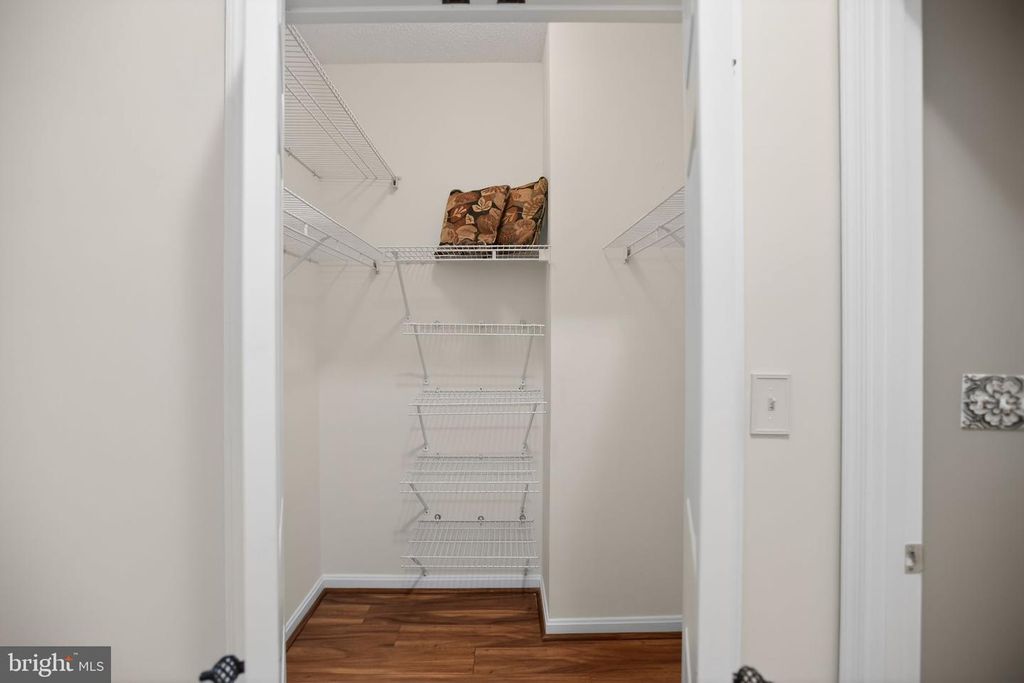 Image 25 of property listing at 2904 N LEISURE WORLD BLVD #207, Silver Spring, MD 20906