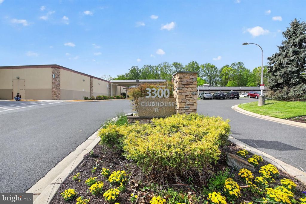 Image 29 of property listing at 2904 N LEISURE WORLD BLVD #207, Silver Spring, MD 20906