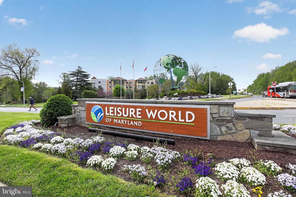 Image 31 of property listing at 2904 N LEISURE WORLD BLVD #207, Silver Spring, MD 20906