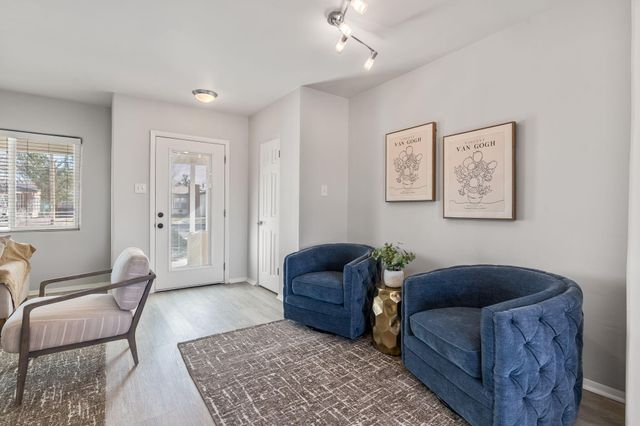 4609 Burton Avenue SE, Albuquerque, NM 87108