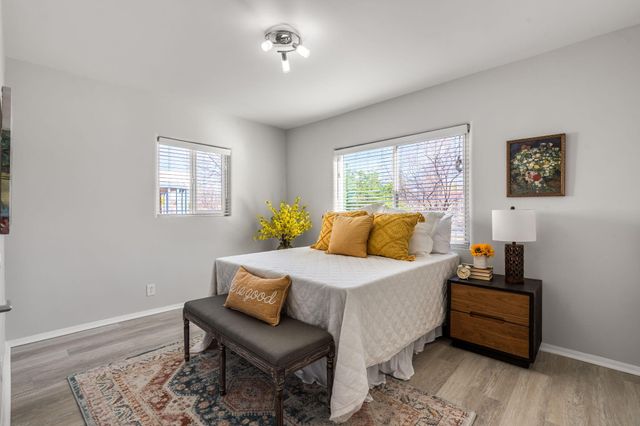 4609 Burton Avenue SE, Albuquerque, NM 87108