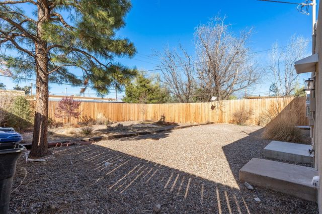 4609 Burton Avenue SE, Albuquerque, NM 87108