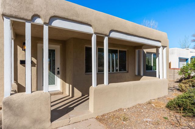 4609 Burton Avenue SE, Albuquerque, NM 87108