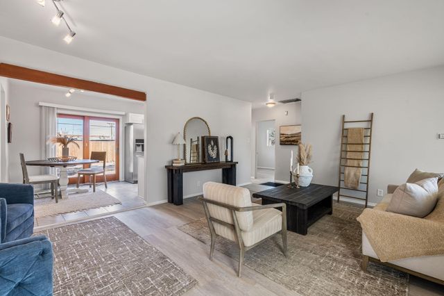 4609 Burton Avenue SE, Albuquerque, NM 87108