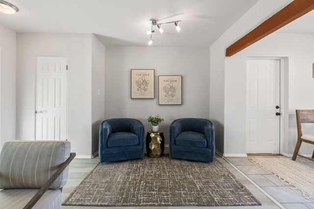 4609 Burton Avenue SE, Albuquerque, NM 87108