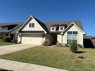 7501 E 87th Street North, Owasso, OK 74055