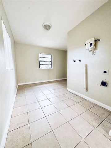 320 Kansas Avenue, Fort Lauderdale, FL 33312