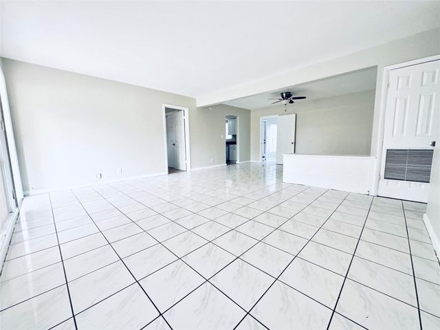 320 Kansas Avenue, Fort Lauderdale, FL 33312