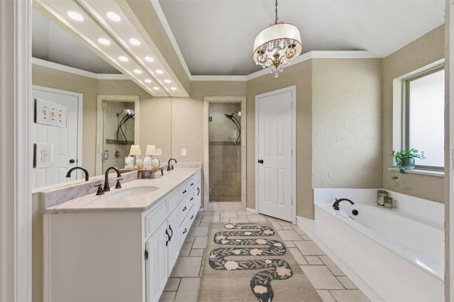 3709 Big Bear Lake Drive, Arlington, TX 76016