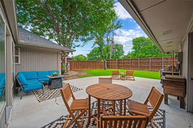 3709 Big Bear Lake Drive, Arlington, TX 76016