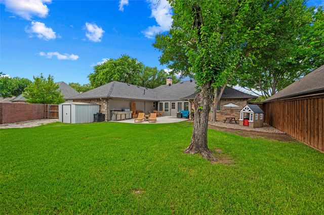3709 Big Bear Lake Drive, Arlington, TX 76016
