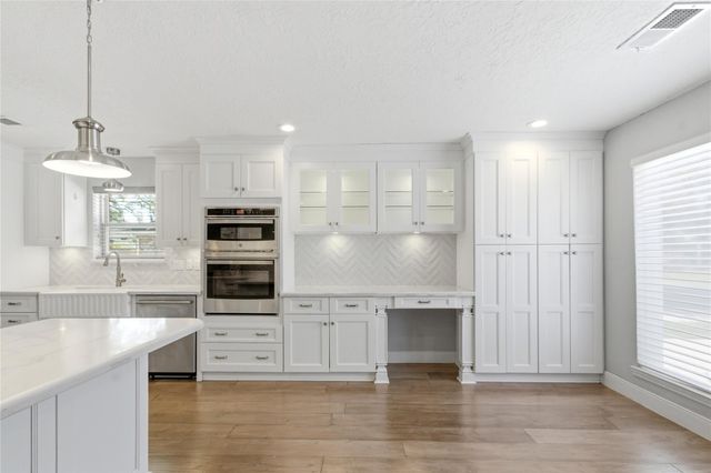 512 Chalmette Street, League City, TX 77573