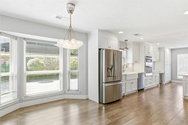 512 Chalmette Street, League City, TX 77573