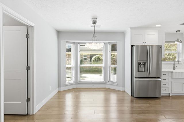 512 Chalmette Street, League City, TX 77573